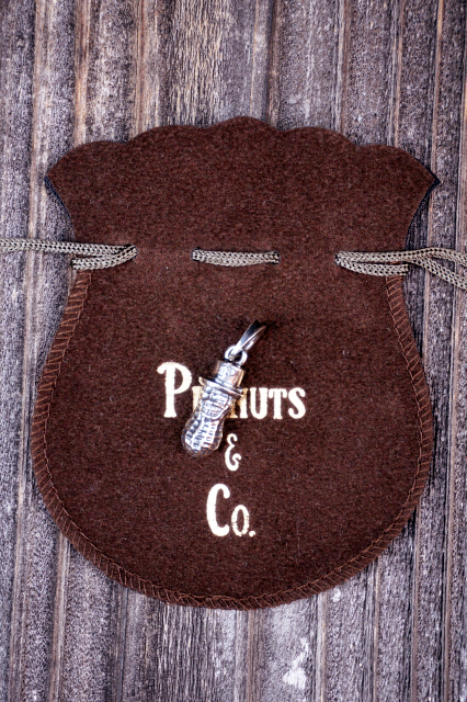 PEANUTS & Co. Medium Peanuts top Silver