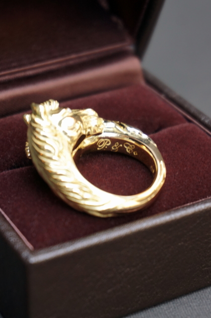 PEANUTS & Co. TWO FACE HORSE RING ☆K18 GOLD
