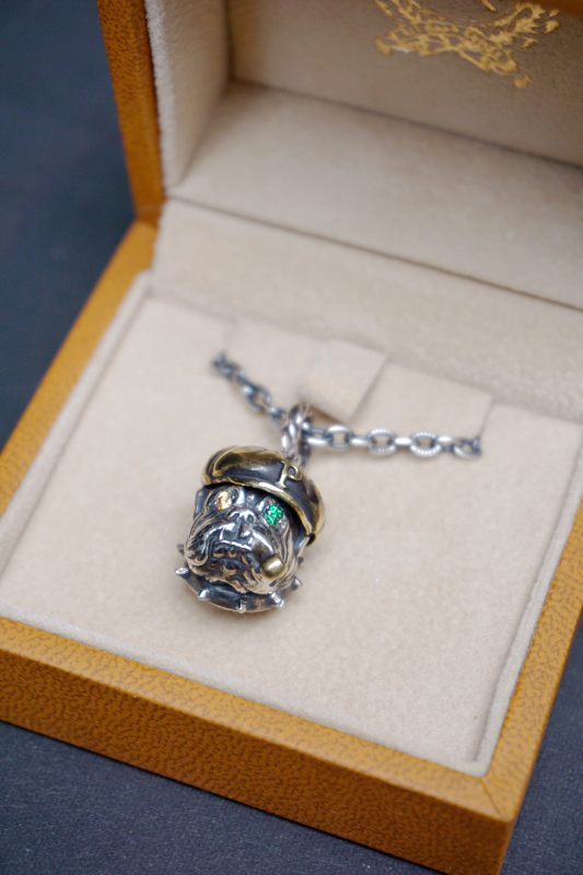 Peanuts&Co.Bull Captain Pendant