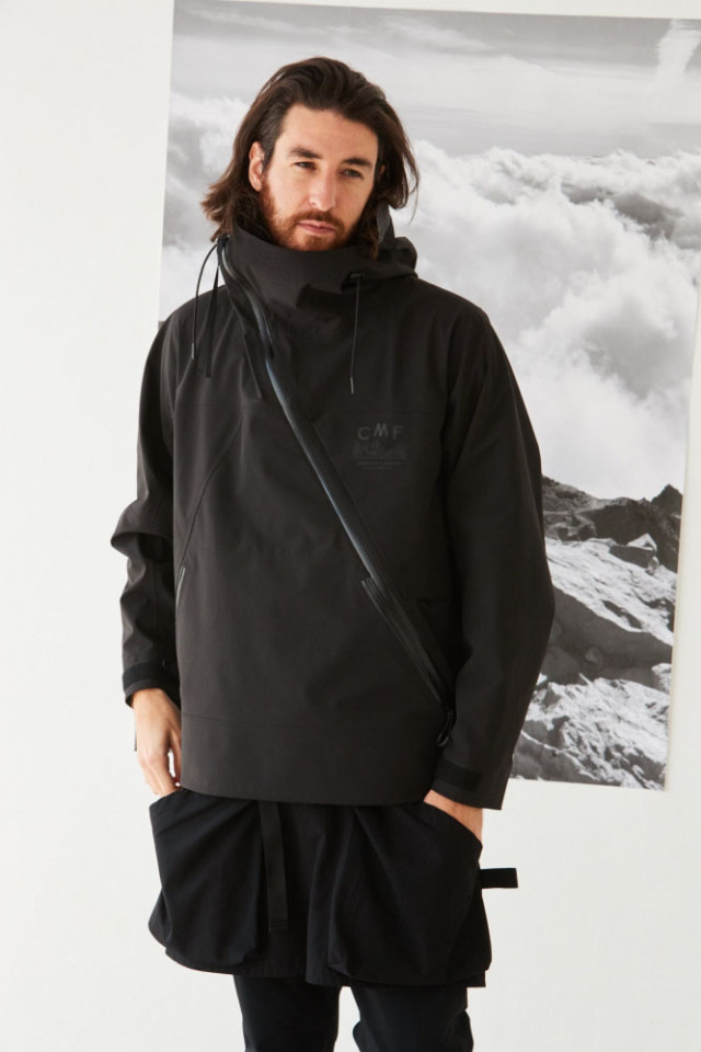 COMFY OUTDOOR GARMENT SLASH SHELL BLACK