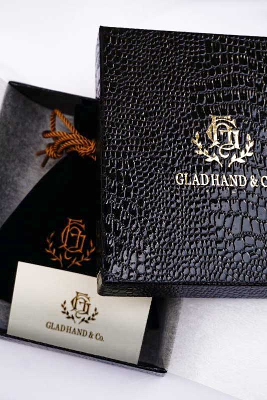 GLAD HAND JEWELRY RING FAMILY CREST 