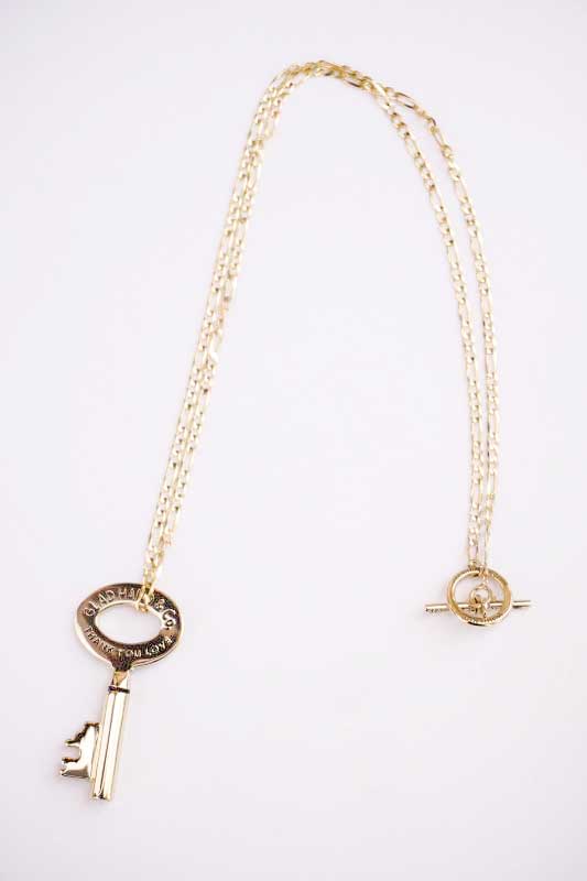 GLAD HAND JEWELRY KEY TOP & CHAIN 