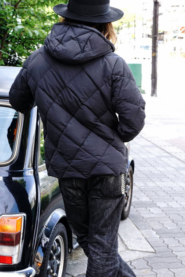 CMF OUTDOOR GARMENT コムフィ ダウン ジャケット - www.onkajans.com