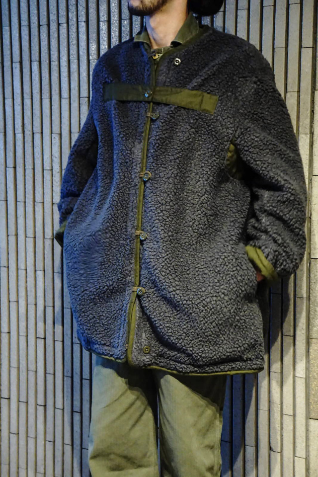 GANGSTERVILLE RISE ABOVE - PILE COAT KHAKI×GRAY