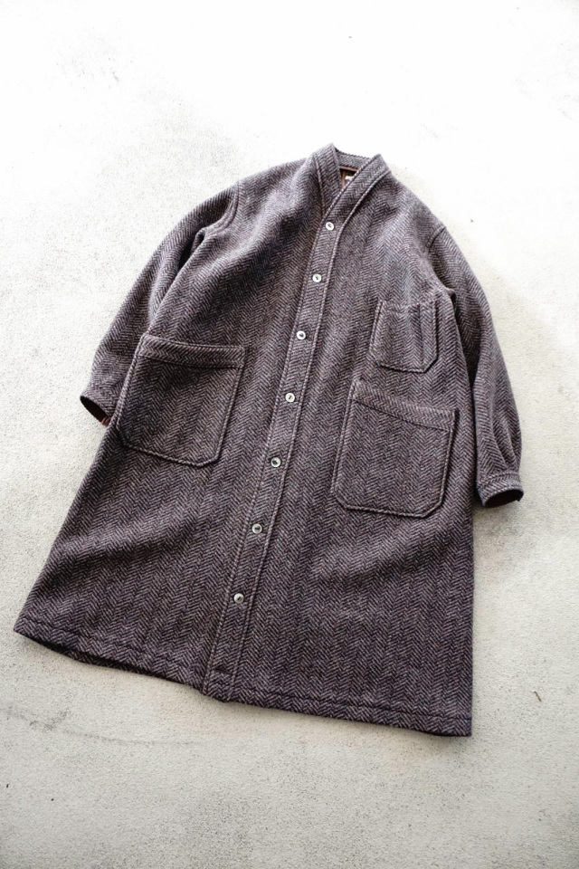 THE CIRCA BLAND S 104 C 46 