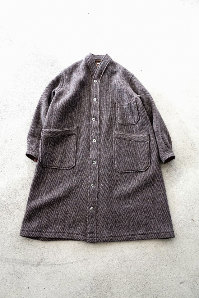 THE CIRCA BLAND S 104 C 46 