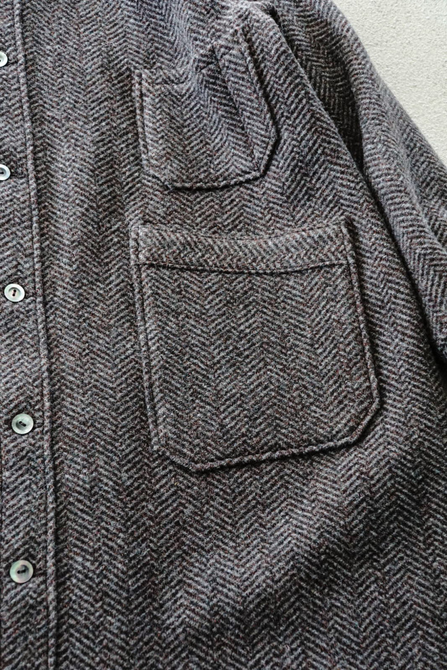 THE CIRCA BLAND S 104 C 46 