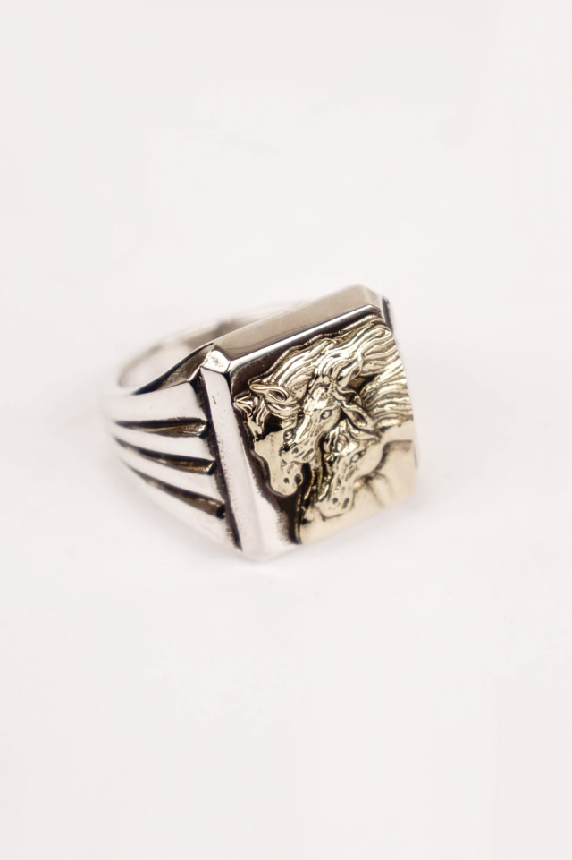 PEANUTS & Co. PHARAOHS HORSES RING square Silver×K10 Gold