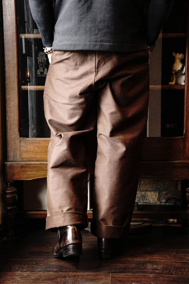 GANGSTERVILLE THUG - 45 TROUSERS BROWN
