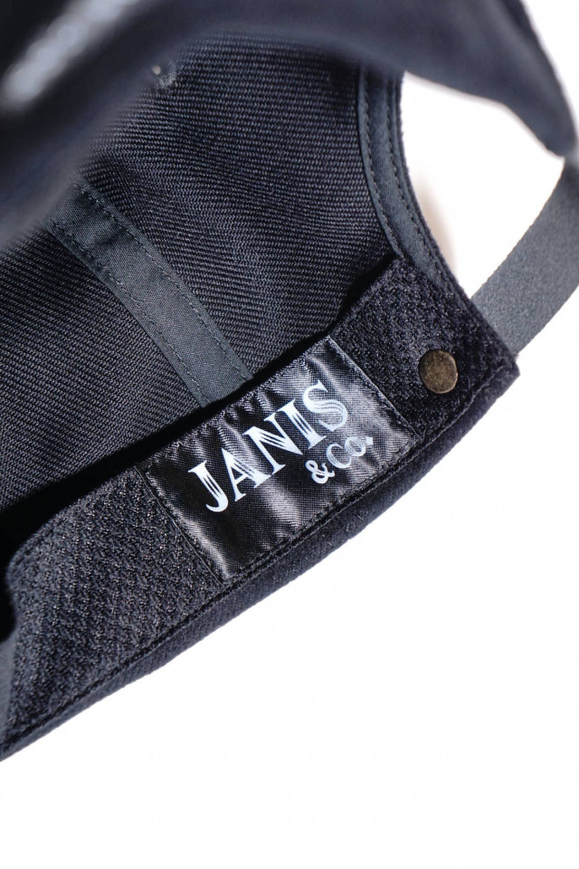 JANIS & Co. #SLICK BLACK