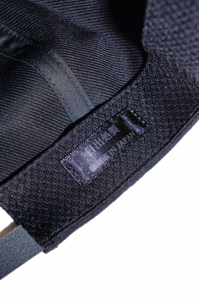 JANIS & Co. #SLICK BLACK