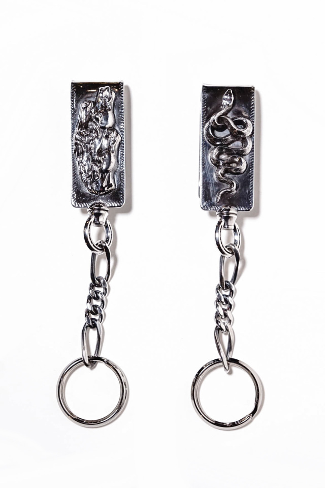 PEANUTS & Co. horse & snake clip type keychan silver