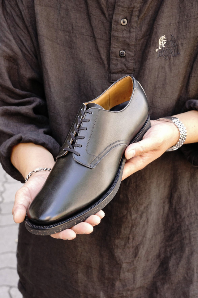 CLINCH Service shoes Black 