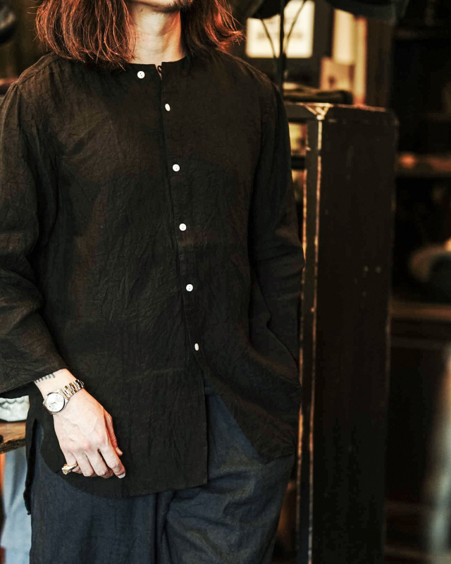 Django Atour classic german cuffless shirt feat. Suga Dairo / black（水）