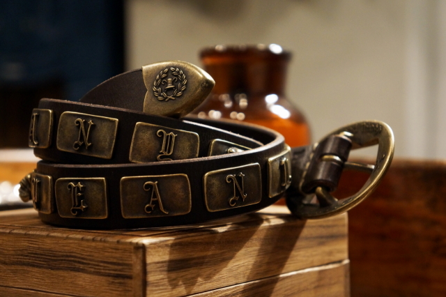 PEANUTS & Co. BULL BELT