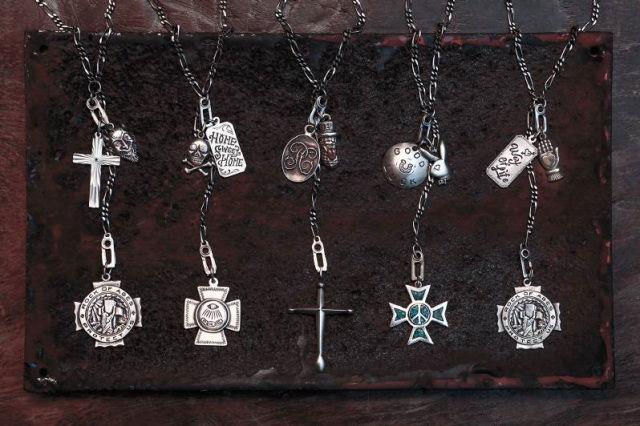 Peanuts & Co. GOOD LIFE CHARM