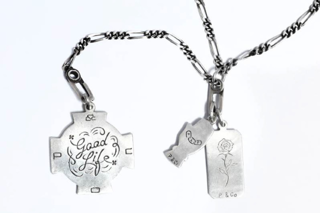 Peanuts & Co. GOOD LIFE CHARM 