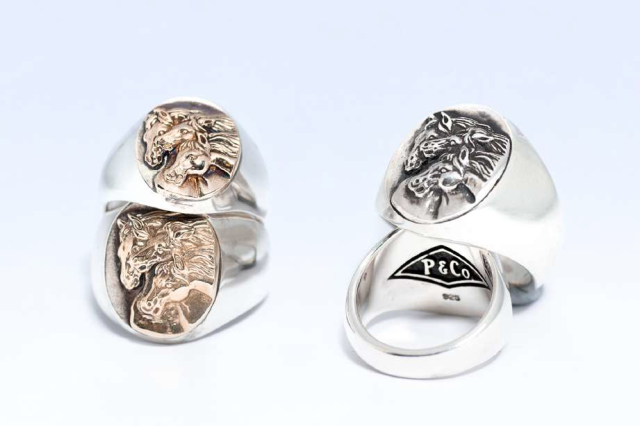 PEANUTS & Co. PHARAOHS HORSES RING oval L Silver×K10 Gold