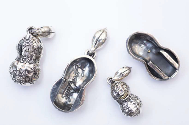 PEANUTS & Co. NORMAL TATTOO PEANUTS slidetype Msize silver
