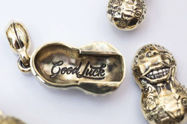 アクセサリー Peanuts & Co. normal TATOO PEANUTS M PEANUTS & Co. NORMAL TATTOO PEANUTS slidetype Msize brass