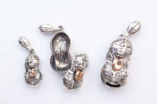 アクセサリー Peanuts & Co. normal TATOO PEANUTS M PEANUTS & Co. NORMAL TATTOO PEANUTS slidetype Msize brass×silver