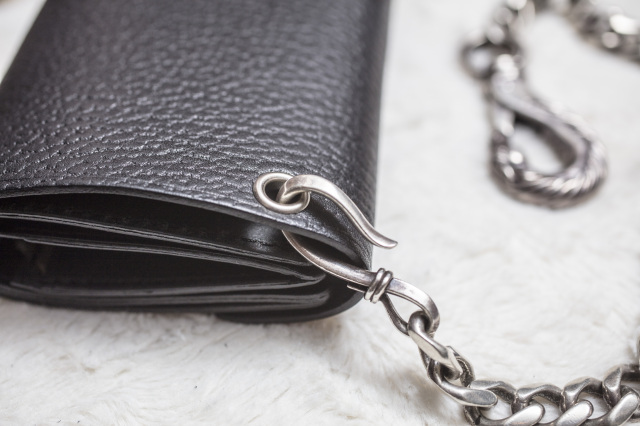 PEANUTS & Co. MIDDLE TRACKER WALLET B.S.W. market place