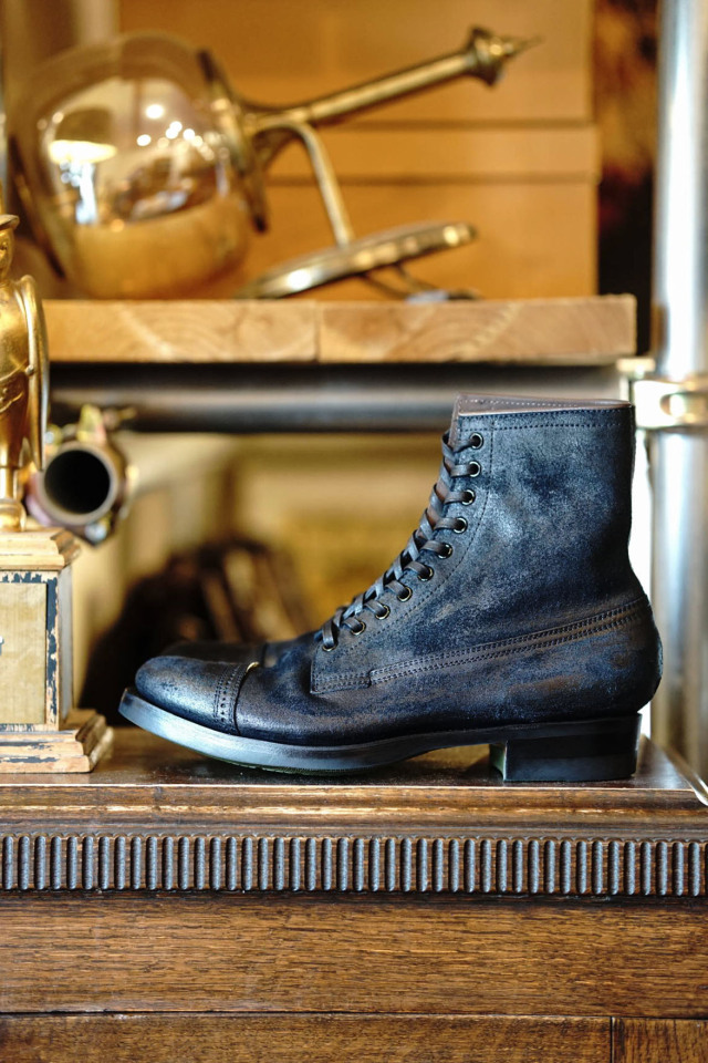 CLINCH Conrad Boots - Waxed Uneven Horse Suede - Navy