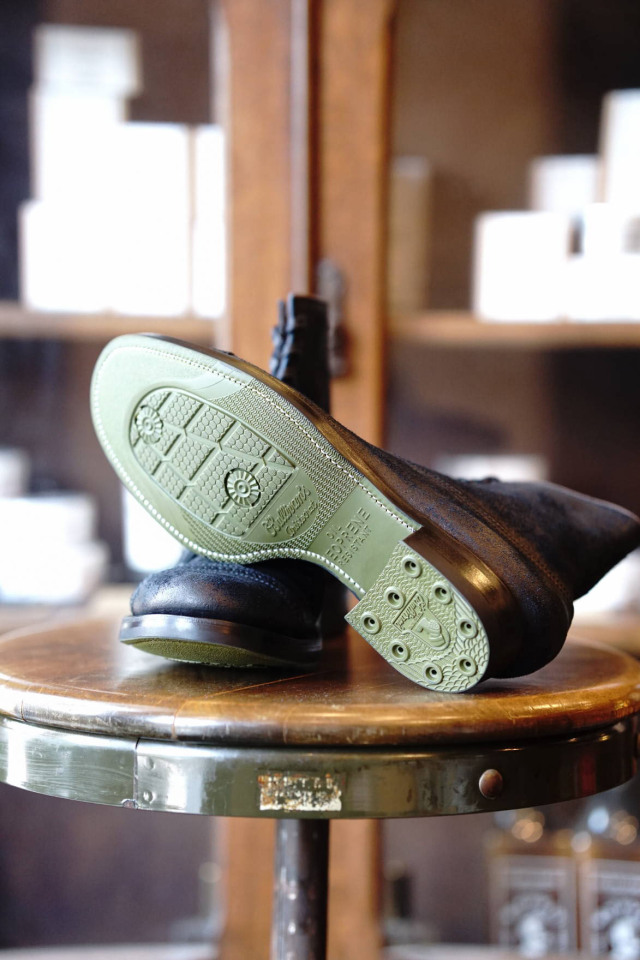 CLINCH Conrad Boots - Waxed Uneven Horse Suede - Navy