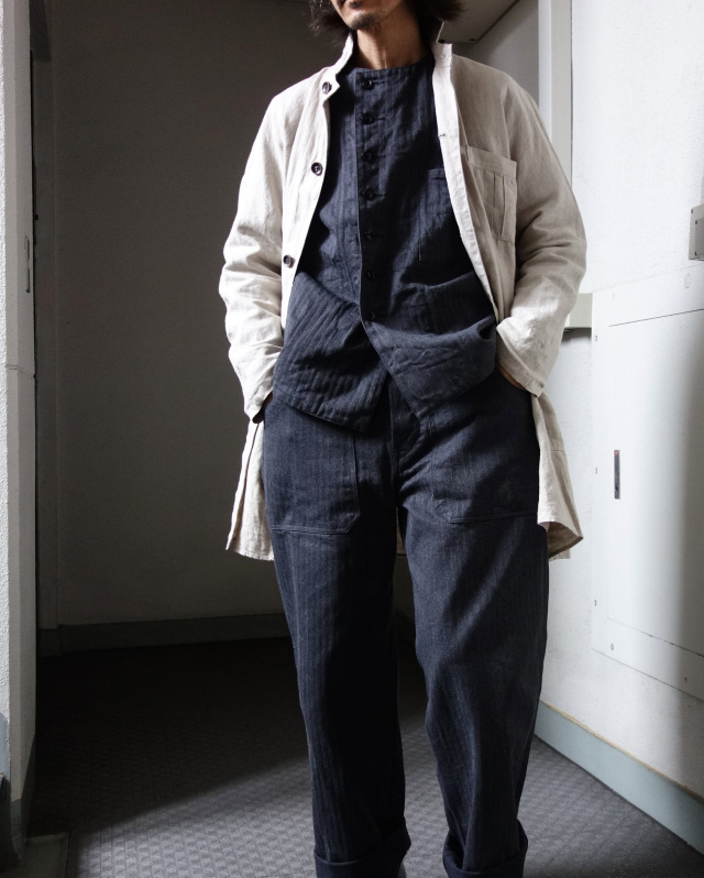 Django Atour classic farmers heavylinen coat / antique ecru