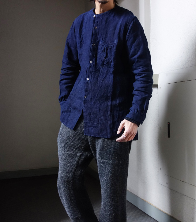 Django Atour classic germanwork heavylinen shirt / indigo