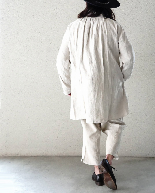 Django Atour classic farmers heavylinen coat / antique ecru