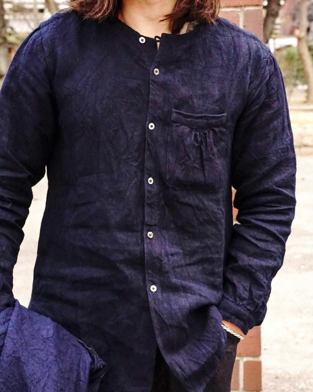 Django Atour classic germanwork heavylinen shirt / indigo