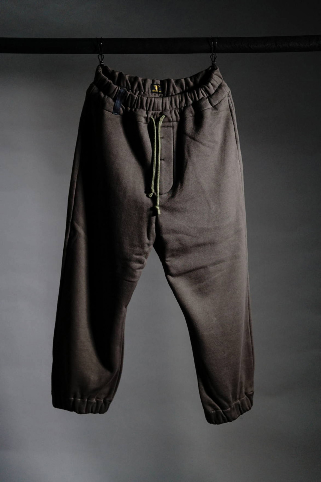 Django Atour da sweat easy pants / olive