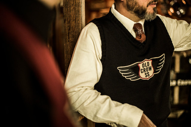 OLD CROW CROW WING - VEST BLACK