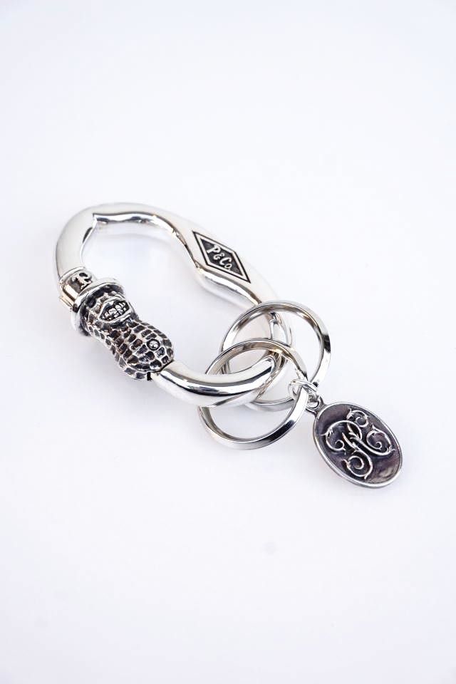 PEANUTS＆Co. Peanuts carabinar Silver ピーナッツカンパニー PEANUTS&CO. |Peanuts Carabiner (Silver