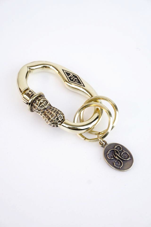 PEANUTS & Co. Peanuts Carabiner Brass
