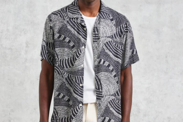 wax london Didcot - Navy And Ecru Abstract Print Short-Sleeve Shirt