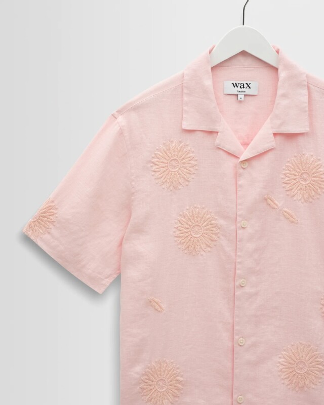 wax london Didcot - Pink Flower Embroidered Short-Sleeve Shirt