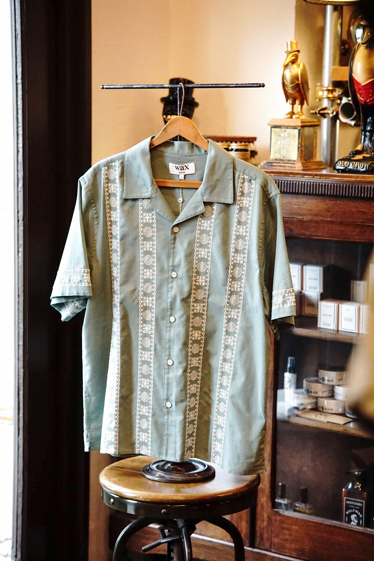 wax london Didcot - Sea Green And Ecru Embroidered Short-Sleeve Shirt
